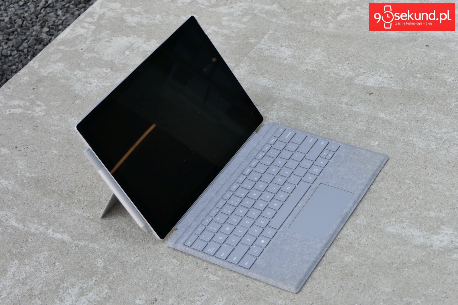 Recenzja Microsoft Surface Pro (2017) - Michał Brożyński - 90sekund.pl