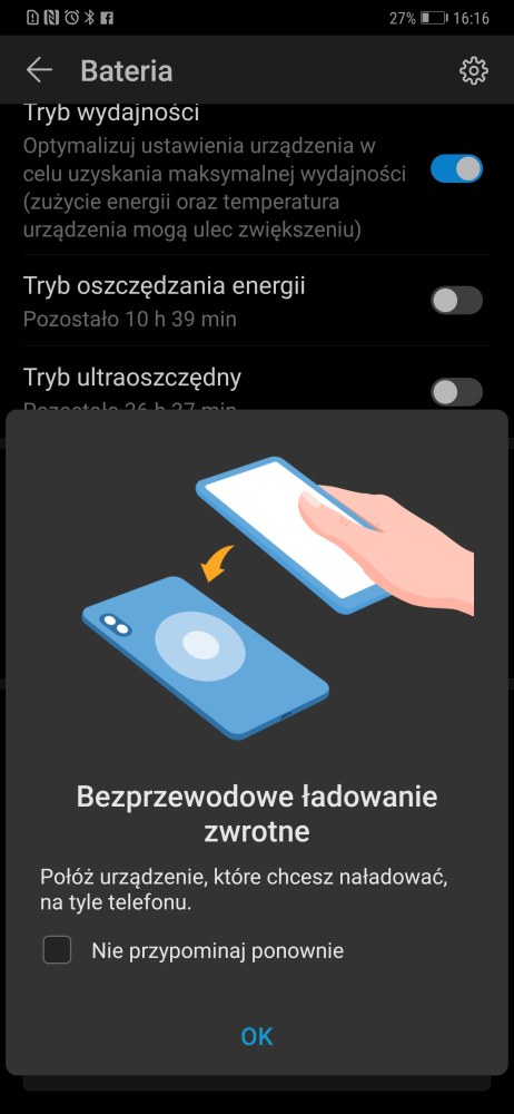 Innego smartfona z ładowaniem indukcyjnym naładujesz kładąc go na plecki Mate 20 Pro - Michał Brożyński - 90sekund.pl