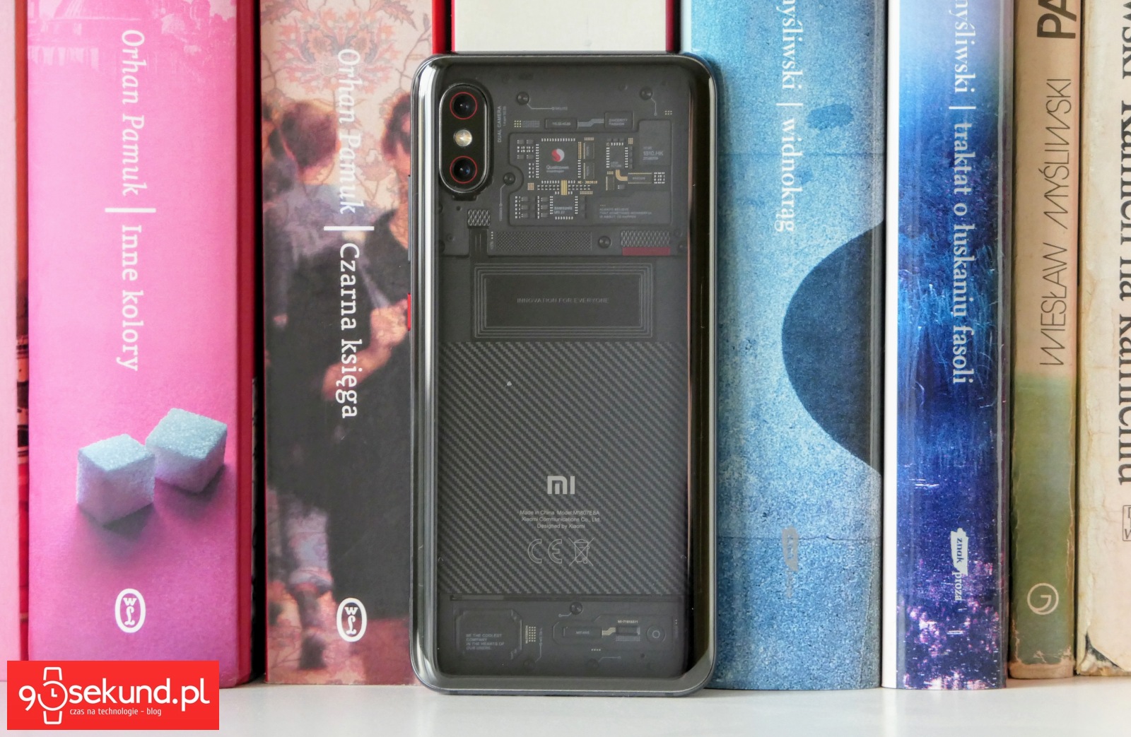 Recenzja Xiaomi Mi 8 Pro - Michał Brożyński 90sekund.pl